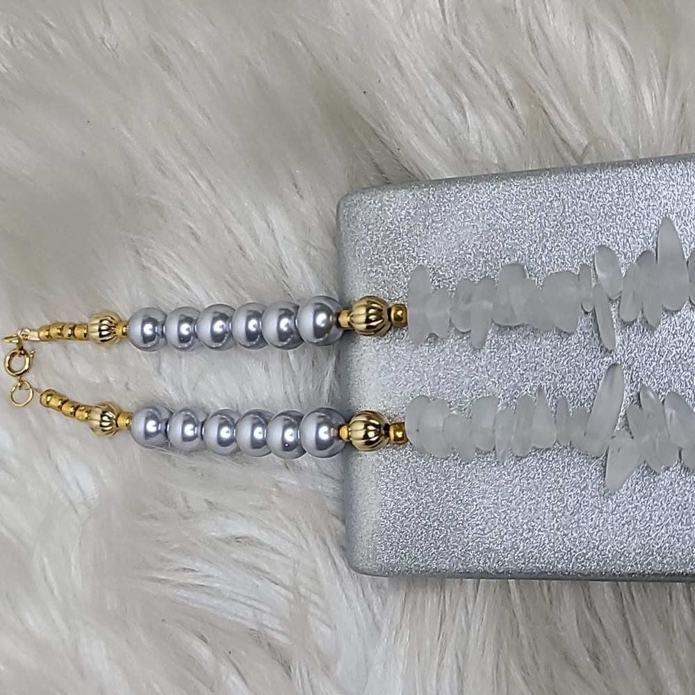 Heart Necklace White Gray Agate Pearls Gold Tone Lightweight Fun Handmade Gift - Picture 5 of 6